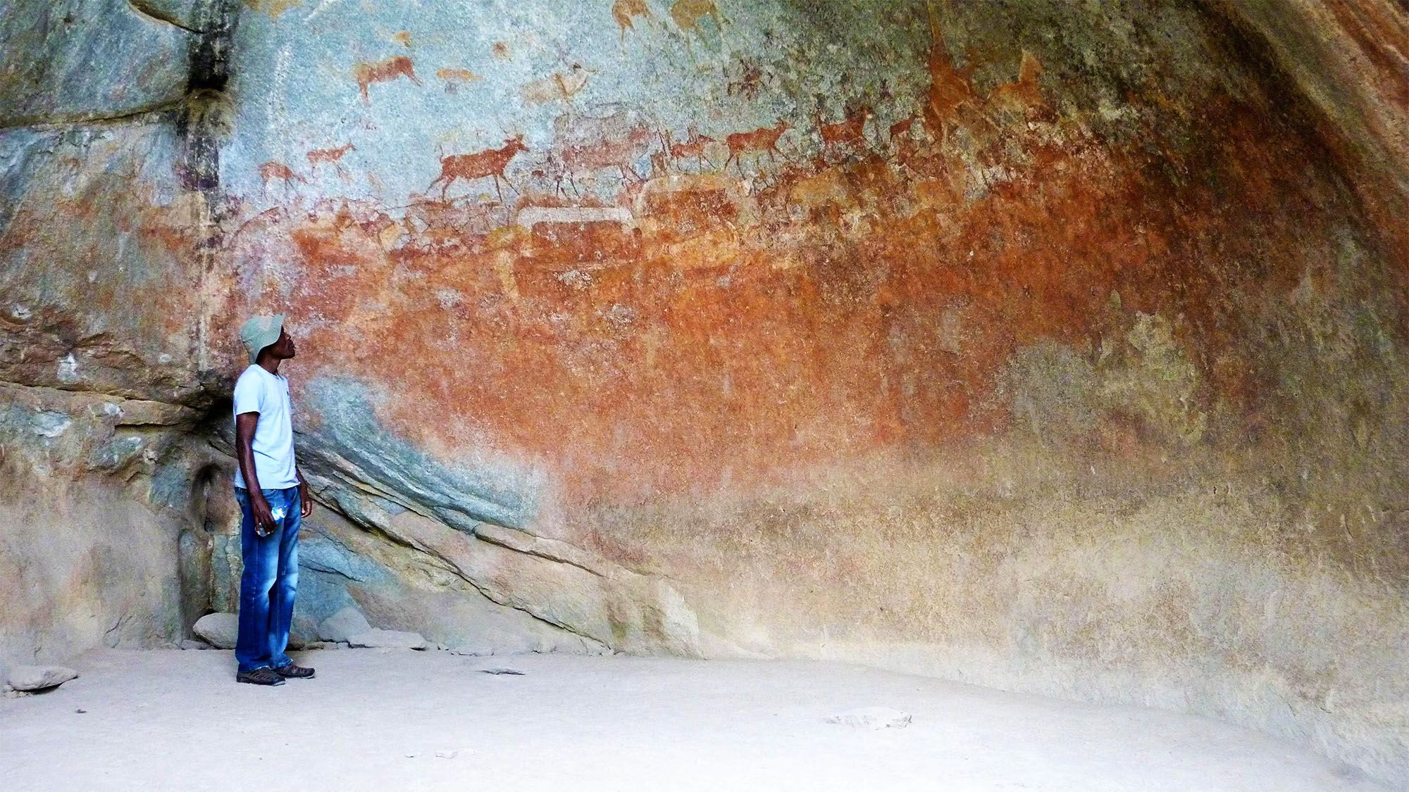 Пещера Нсамба (Nswatugi Cave)